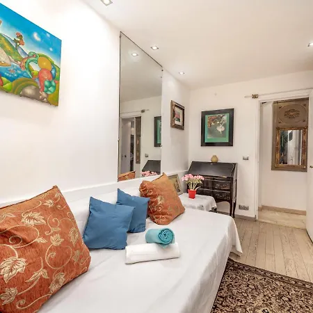 Alexandra Palace-4 By Interhome *